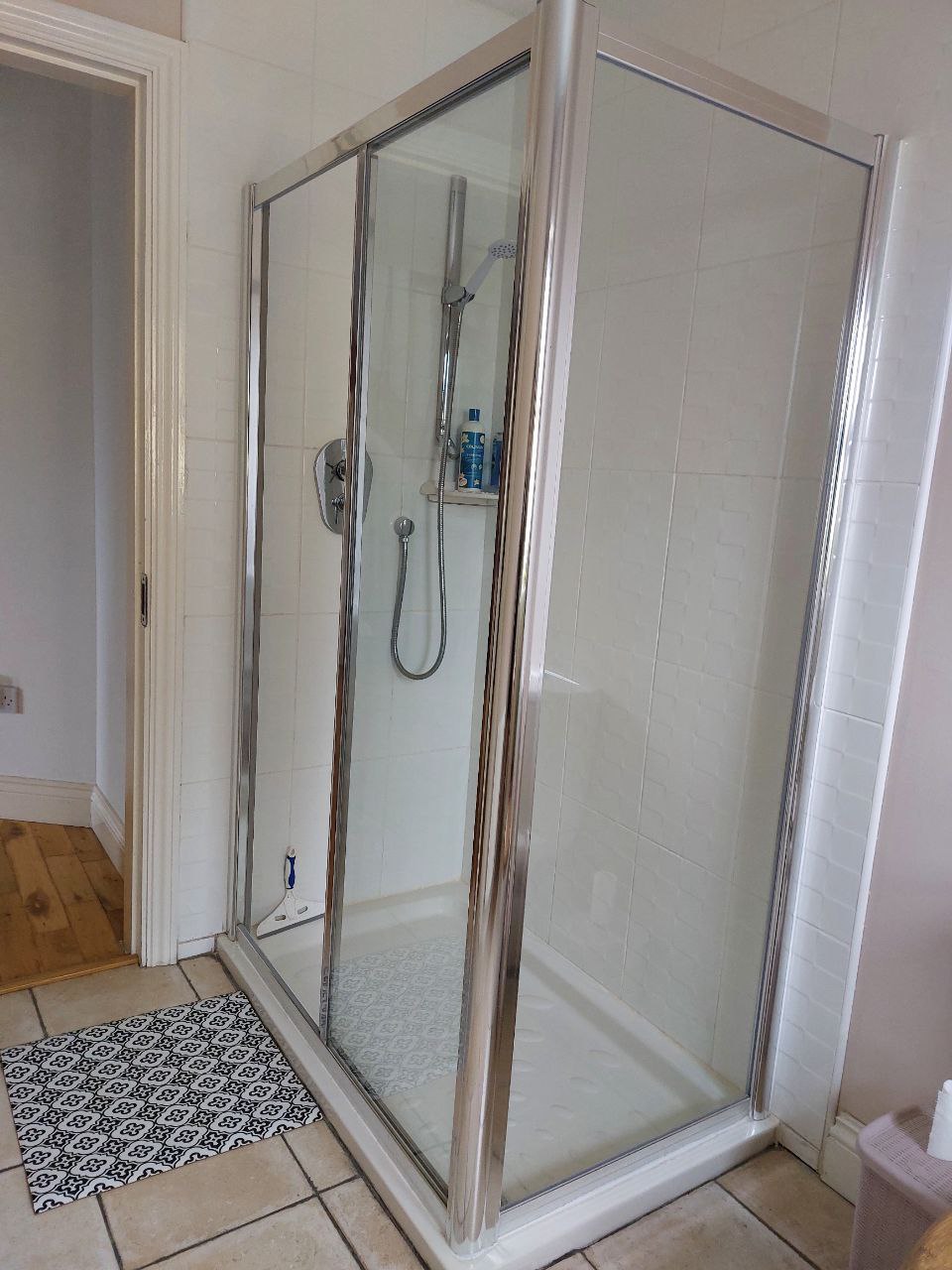 Bathroom downstairs